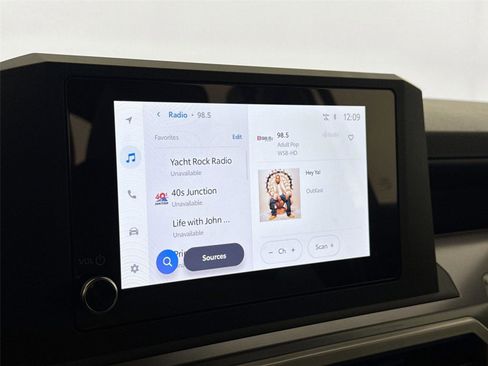 Certified 2025 Toyota Tacoma TRD Sport image 22