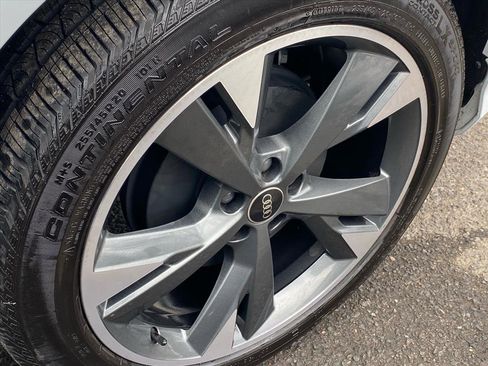 Used 2024 Audi Q4 e-tron Prestige w/ Black Optic Package image 21