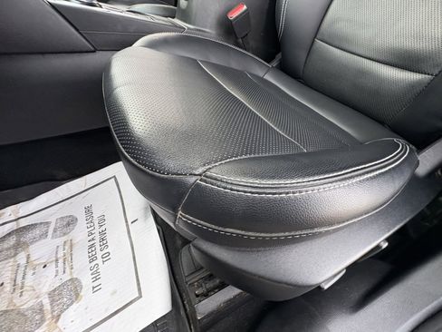 Used 2021 Ford Escape SEL image 33