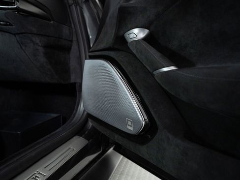 Certified 2022 Ferrari Roma RWD image 26