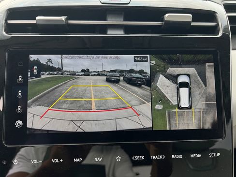 Certified 2023 Hyundai Tucson Limited FWD image 21
