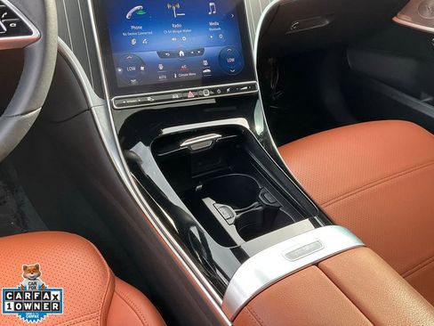 Used 2022 Mercedes-Benz C 300 Sedan w/ Exclusive Trim Package image 43