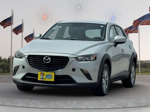 Used 2017 MAZDA CX-3 Sport image 2