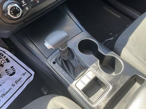 Used 2020 Kia Sorento AWD V6 image 37