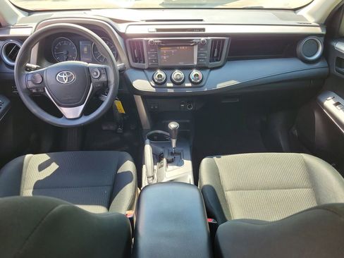 Used 2017 Toyota RAV4 LE image 12