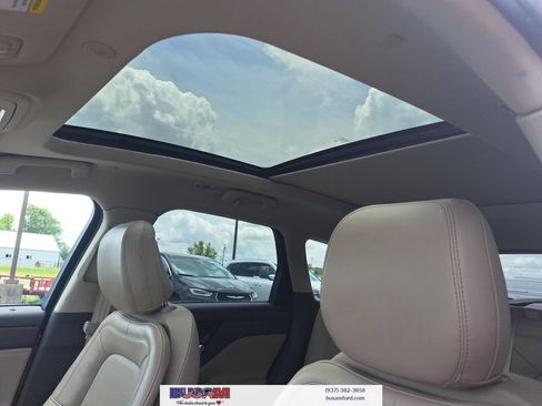 Used 2020 Lincoln Corsair Reserve w/ Equipment Group 202A AWD/4WD image 30