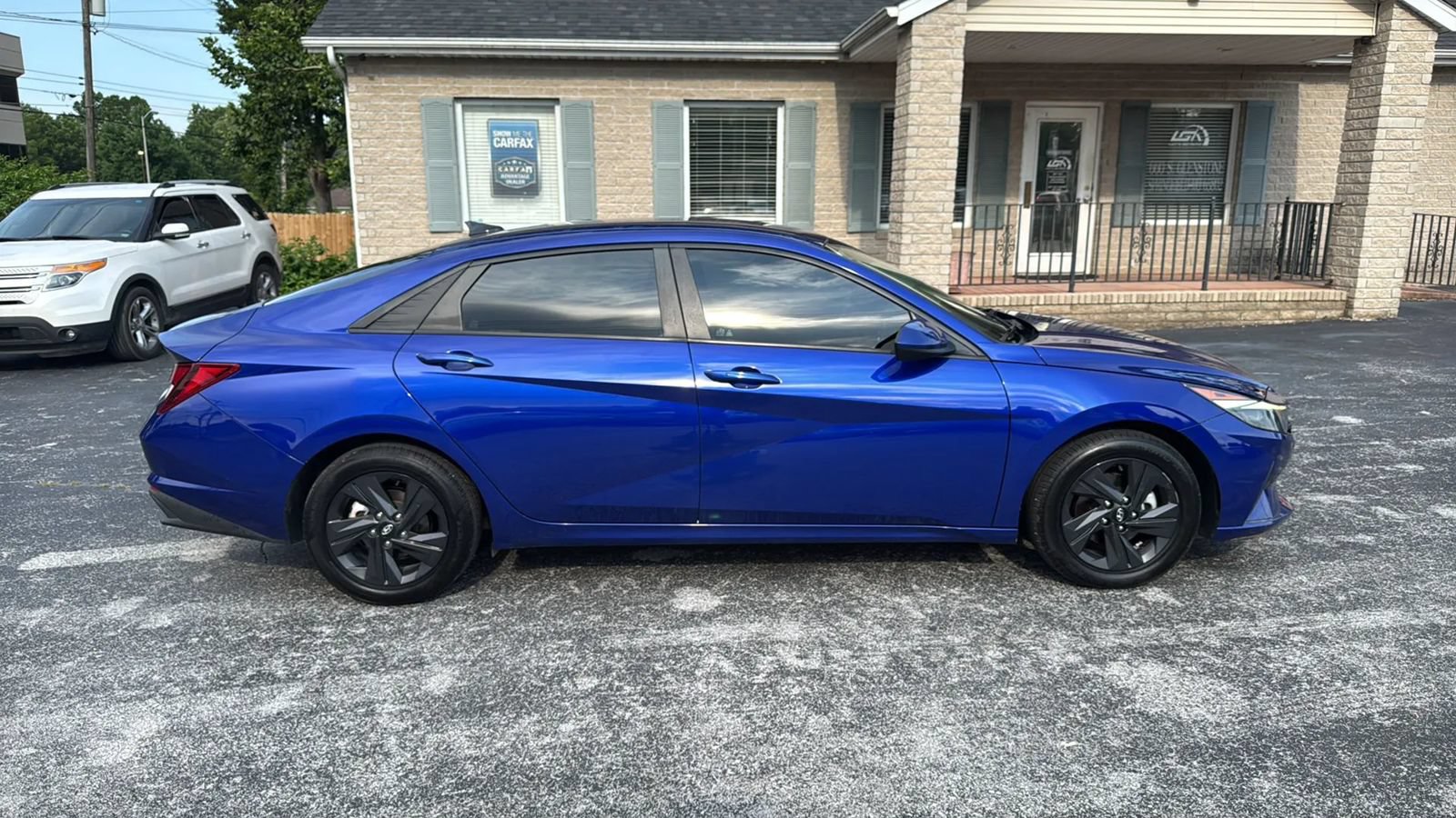 Used 2021 Hyundai Elantra SEL FWD image 8