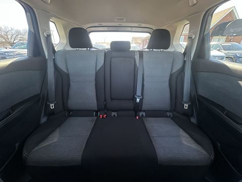 Used 2023 Nissan Rogue SV image 21