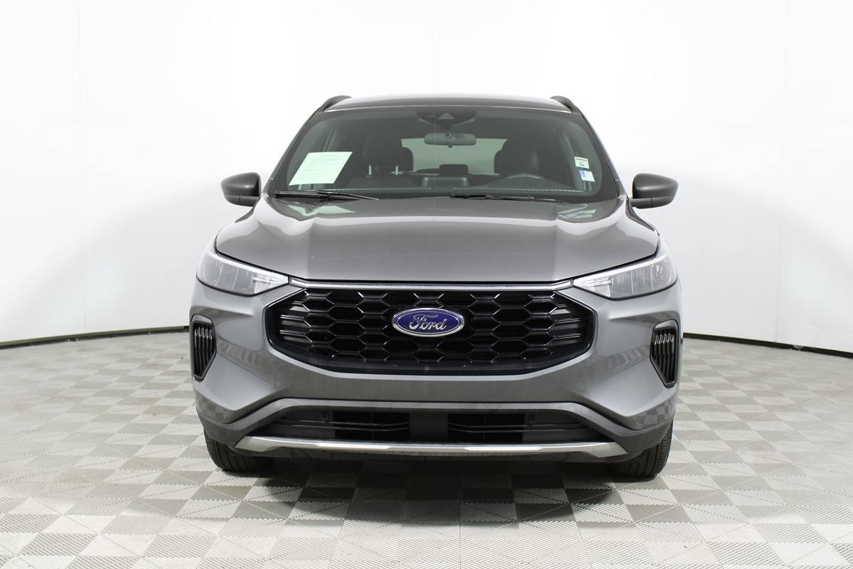 Used 2025 Ford Escape ST-Line FWD image 37