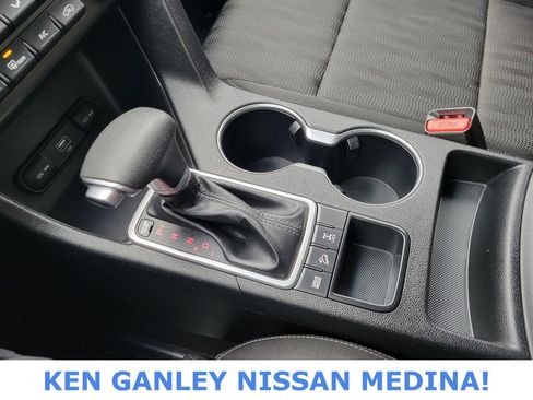 Used 2020 Kia Sportage LX image 27