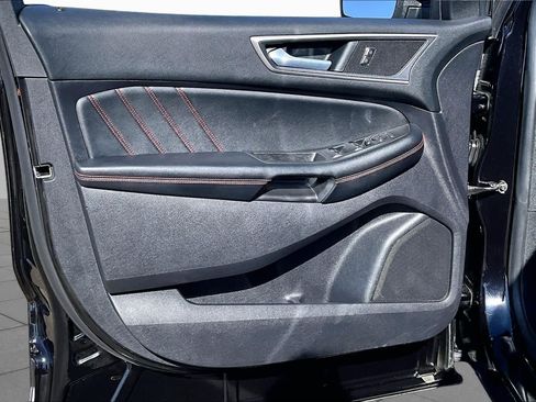 Used 2022 Ford Edge ST-Line AWD/4WD image 21