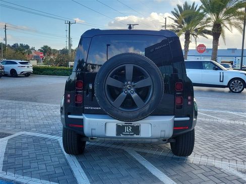 Certified 2025 Land Rover Defender 110 S image 4