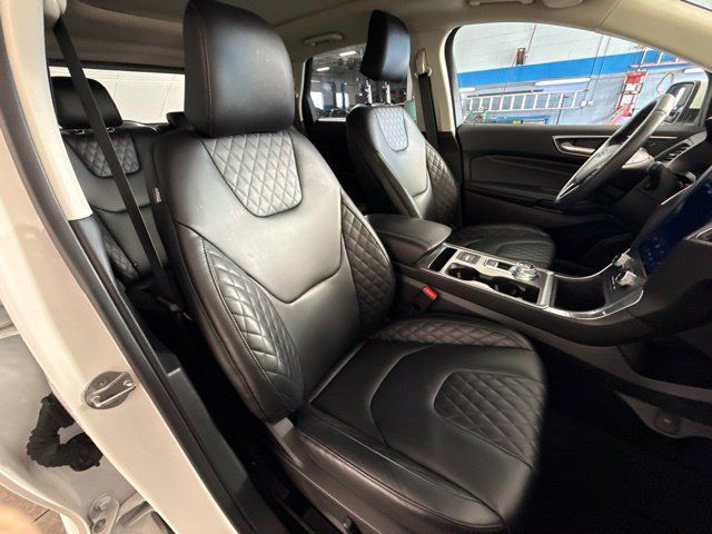 Used 2024 Ford Edge Titanium AWD/4WD image 33