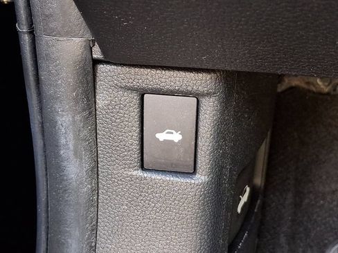 Certified 2024 Honda Accord LX image 25
