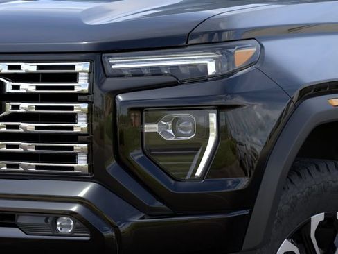 New 2026 GMC Canyon Denali AWD/4WD image 12