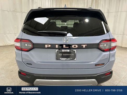 New 2026 Honda Pilot TrailSport image 6