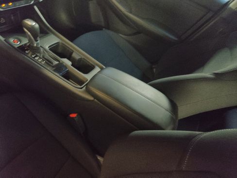 Used 2025 Nissan Sentra S FWD image 26