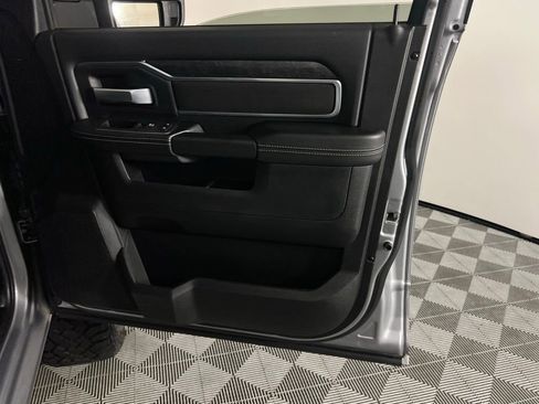 Used 2024 RAM 2500 Big Horn w/ Bed Utility Group image 32