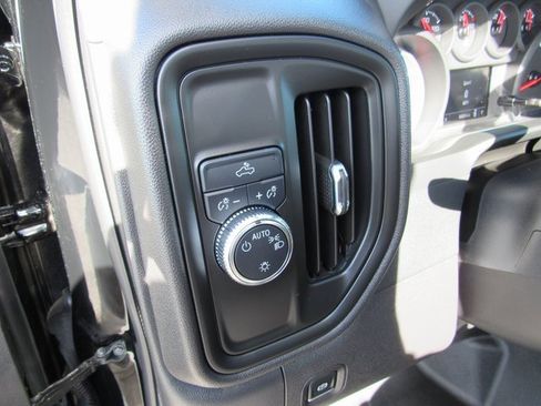 Certified 2024 GMC Sierra 1500 Pro w/ Pro Value Package image 12