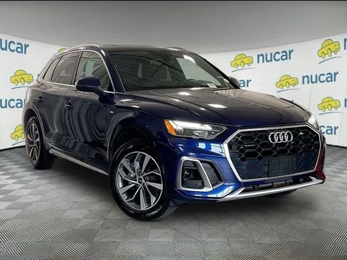 Used 2023 Audi Q5 2.0T Premium w/ Convenience Package AWD/4WD image 1