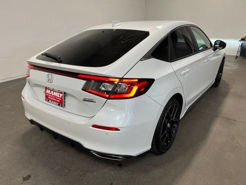 Used 2024 Honda Civic Sport Touring image 3