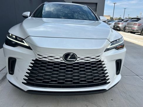 Used 2024 Lexus RX 350 Premium w/ Accessory Package (Z1) FWD image 2