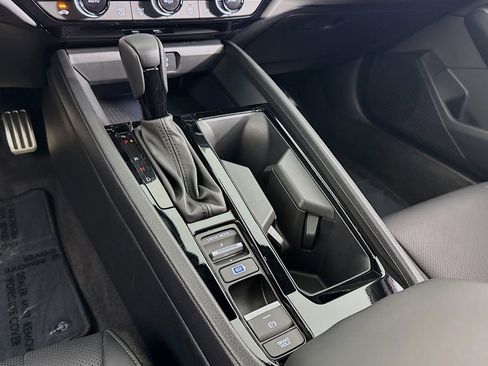 Used 2024 Honda Accord Sport image 5