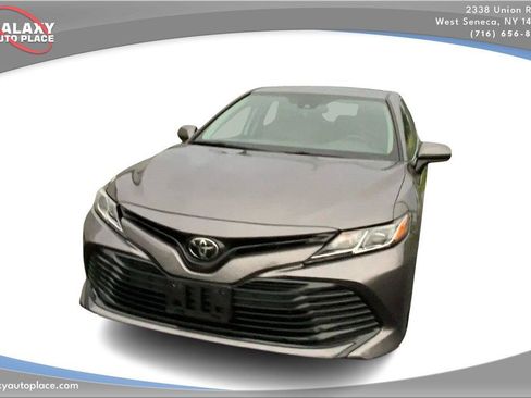Used 2020 Toyota Camry LE FWD image 2