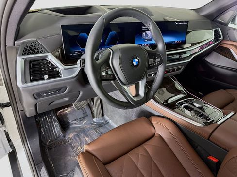 Used 2026 BMW X5 sDrive40i w/ Premium Package RWD image 9