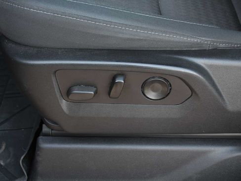 Used 2022 Chevrolet Silverado 1500 Custom RWD image 25