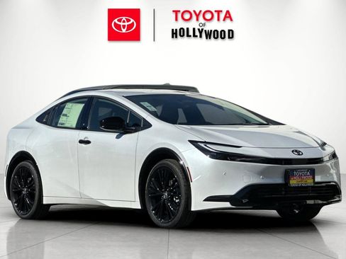 New 2026 Toyota Prius image 2