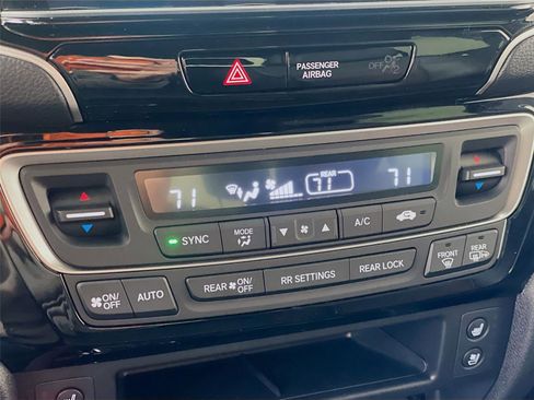 New 2026 Honda Ridgeline Black Edition image 13