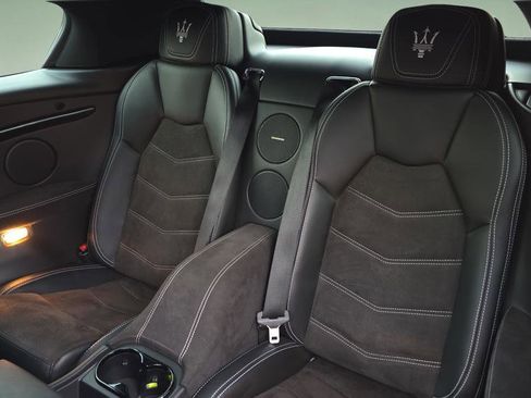 Used 2018 Maserati GranTurismo Sport image 29