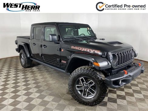 Used 2024 Jeep Gladiator Mojave image 1