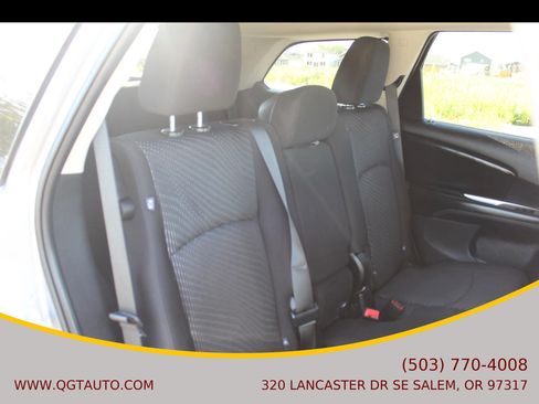 Used 2016 Dodge Journey SE w/ Flexible Seating Group FWD image 18