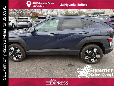 Used 2025 Hyundai Kona SEL AWD/4WD image 6