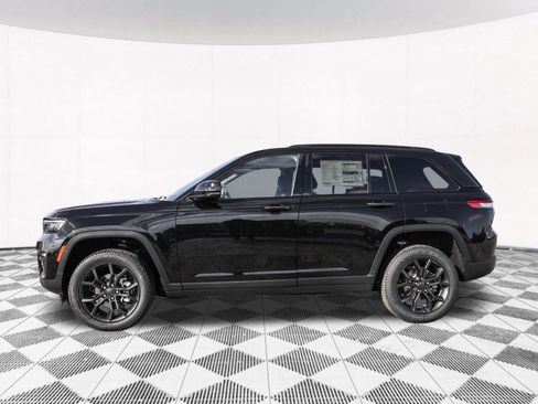 New 2025 Jeep Grand Cherokee Limited image 9