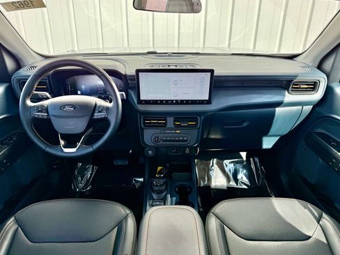 Certified 2025 Ford Maverick Tremor image 32