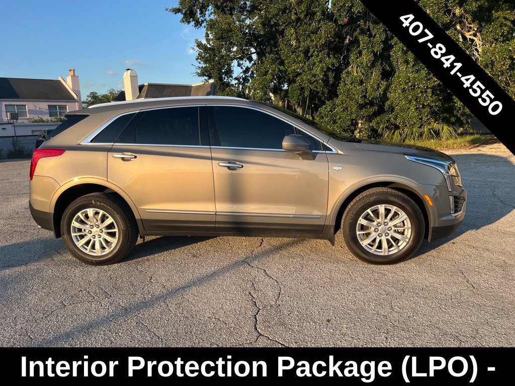 Used 2018 Cadillac XT5 FWD image 2