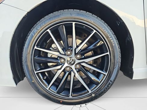 Used 2022 Toyota Camry SE image 22