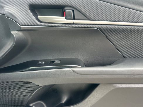 Certified 2025 Toyota Camry SE image 21