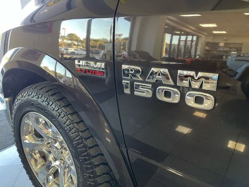 Used 2017 RAM 1500 Laramie w/ Convenience Group image 16