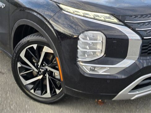 Used 2024 Mitsubishi Outlander SEL Black Edition image 9