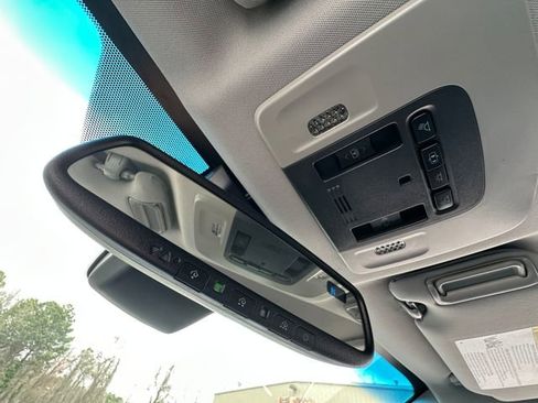 Used 2018 Toyota Camry XSE image 33