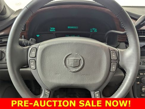 Used 2002 Cadillac De Ville w/ Comfort/Convenience Pkg image 18