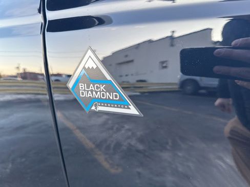 Used 2024 Ford Bronco Black Diamond w/ Sasquatch Package image 53