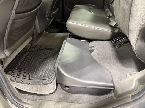 Used 2020 Nissan Frontier PRO-4X w/ Pro-4x Utility Package image 33