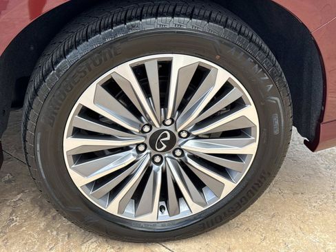 Used 2025 INFINITI QX80 Luxe RWD image 21