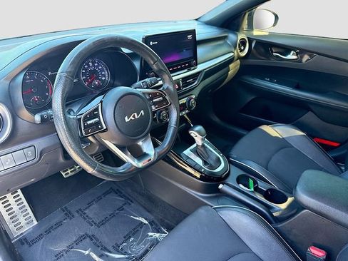 Used 2022 Kia Forte GT-Line FWD image 9