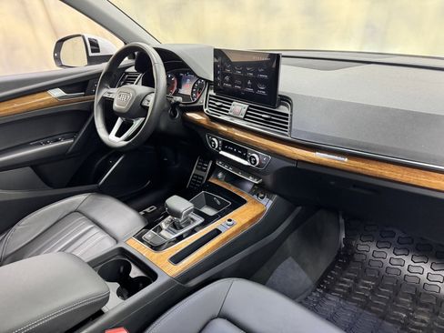Used 2023 Audi Q5 2.0T Premium w/ Convenience Package image 27